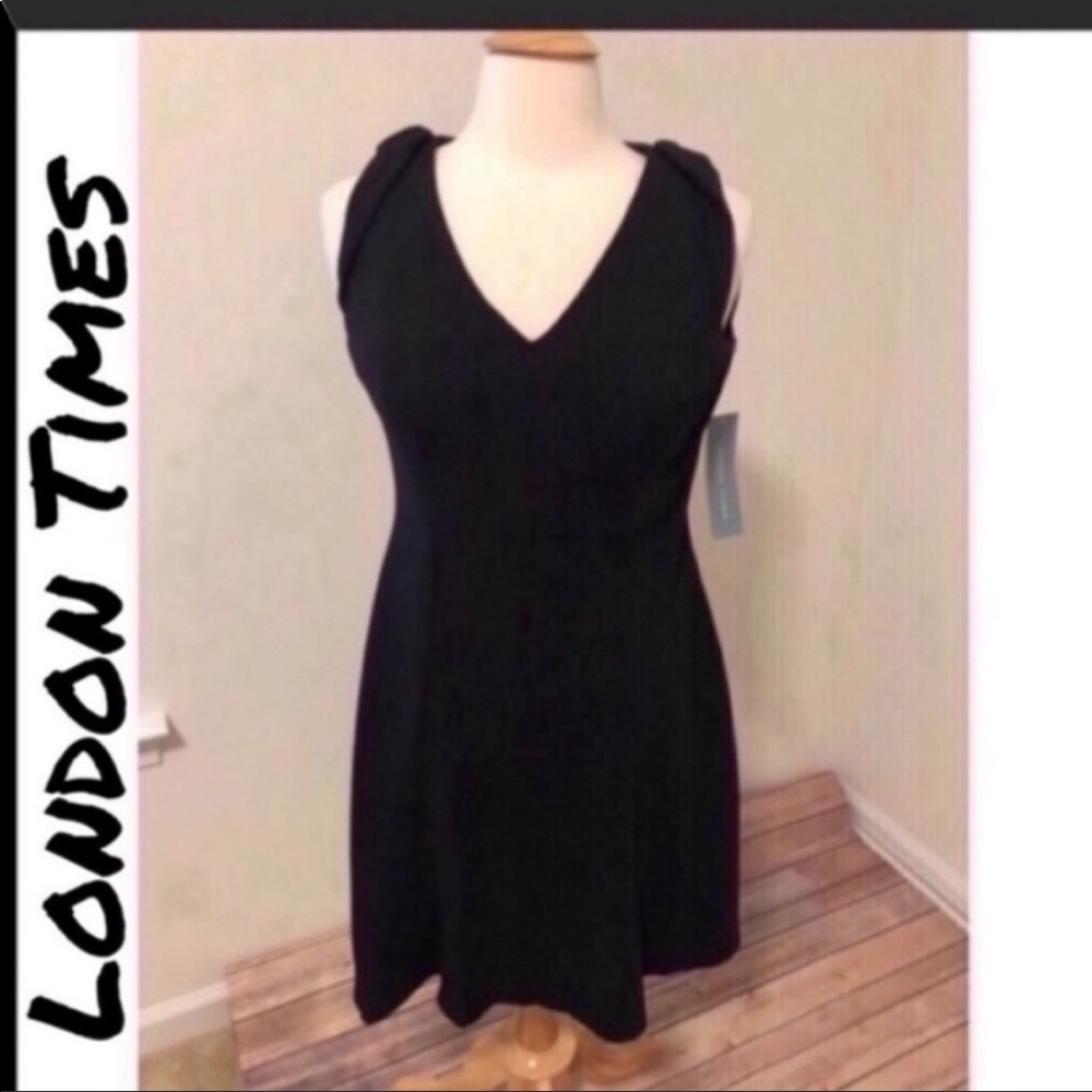🦋 NWT London Times black dress